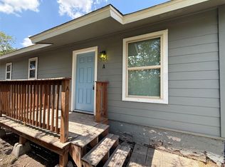 1009 Alex St #A, Lockhart, TX 78644