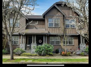 673 SW Foresta Ter, Portland, OR 97225