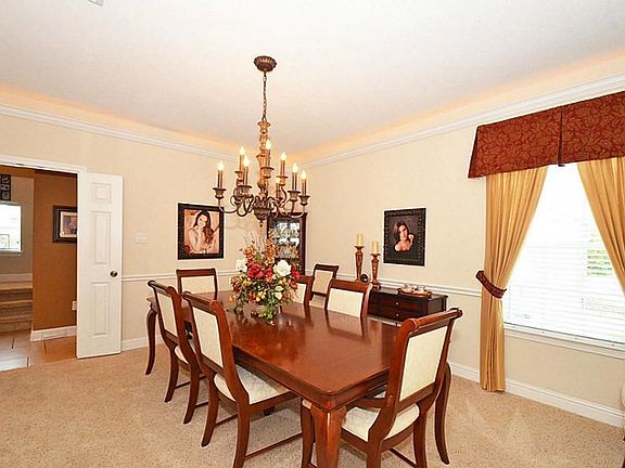 5th image of 13310 Pecan Walk Ln