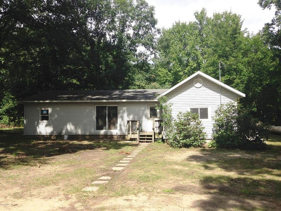 1st image of 5553 113th Ave