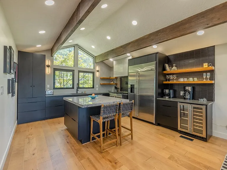 8784 S Russell Park Rd — Photo 16