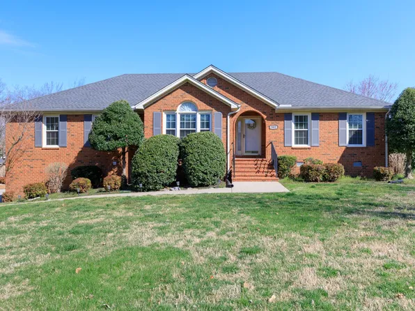 902 Scepter Dr, Murfreesboro, TN 37129