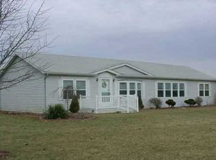 19233 F Rd, Stryker, OH 43557