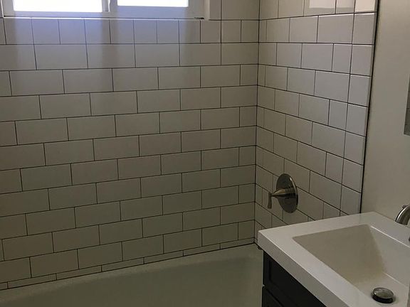 3rd image of 4025 Don Tomaso Dr APT 4