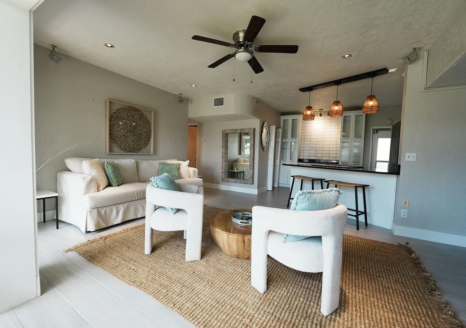 Affordable 3BR Home in Winter Park Prime Location & Move-In Ready! — Photo 2
