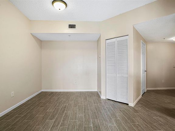 5th image of 3015 Aqua Vista Ln #310
