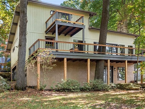 5th image of 5880 Poplar Dr