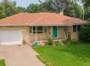 4224 Oak St, Omaha, NE 68105