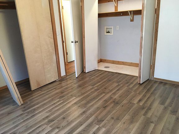 4th image of 215 C St #215
