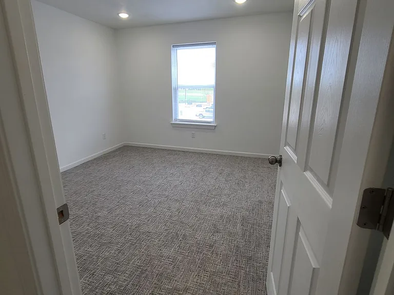 410 Doxey St #3 — Photo 23