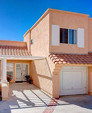 3rd image of 735 Bonair Pl