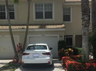 9662 Lago Dr, Boynton Beach, FL 33472