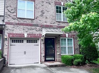 911 Silver Leaf Dr, Winston Salem, NC 27103