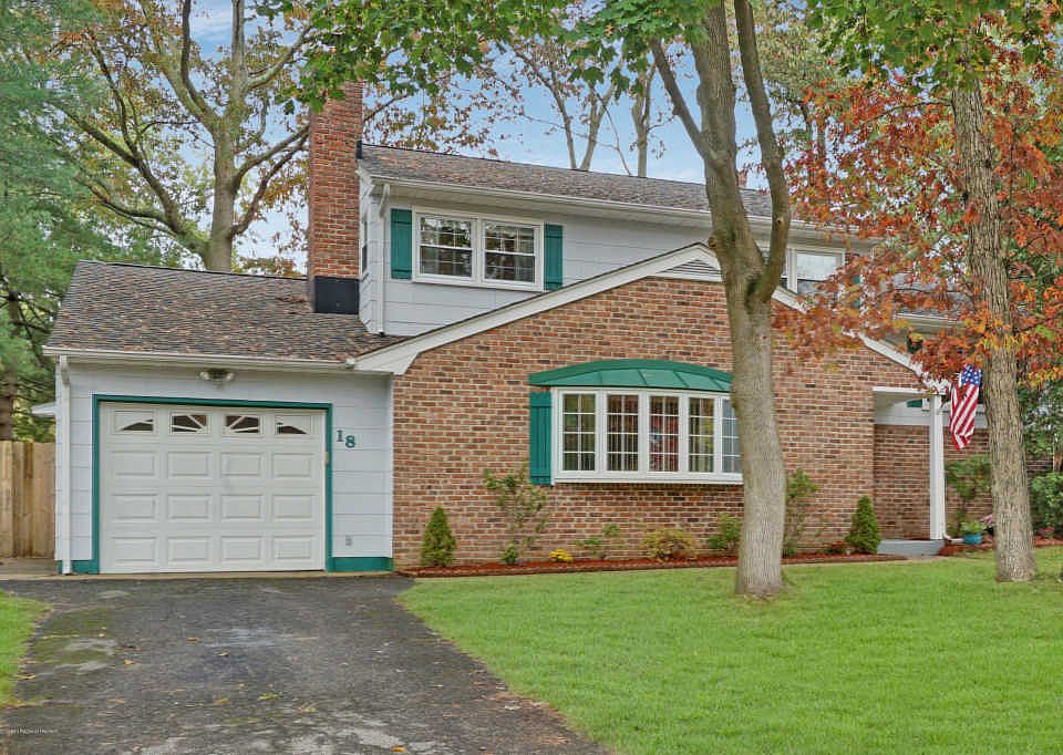 1st image of 18 Pine Fork Dr