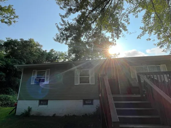3854 Sherman St, Hobart, IN 46342