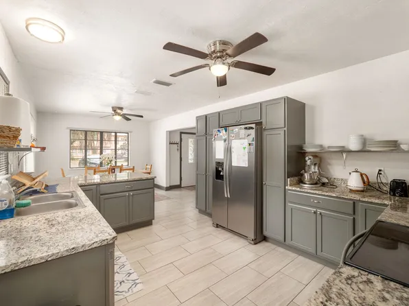 5 NW 26th St, Gainesville, FL 32607