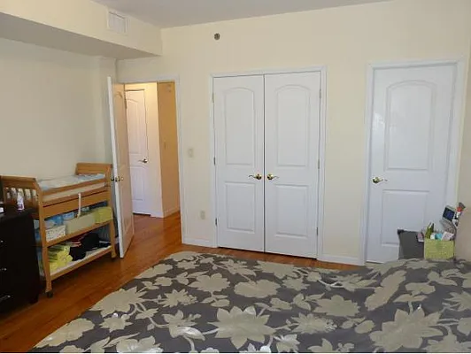 Sold by Cornerstone R.e. Mgt. Corp. | media 20