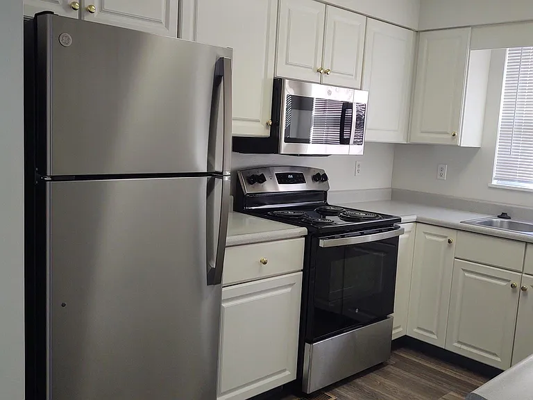 3781 E Kemper Rd #2 — Photo 7