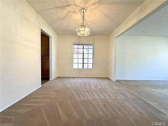 4th image of 208 Deborah Ct