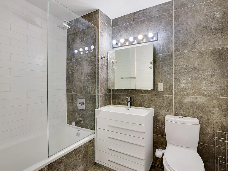 730 Lafayette Ave #1L — Photo 9