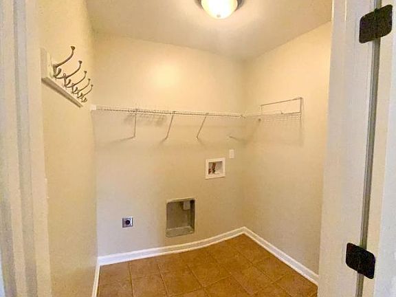5th image of 4005 Princess Amelia Ln