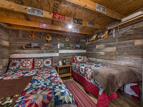 5th image of 2882 Porter Rd