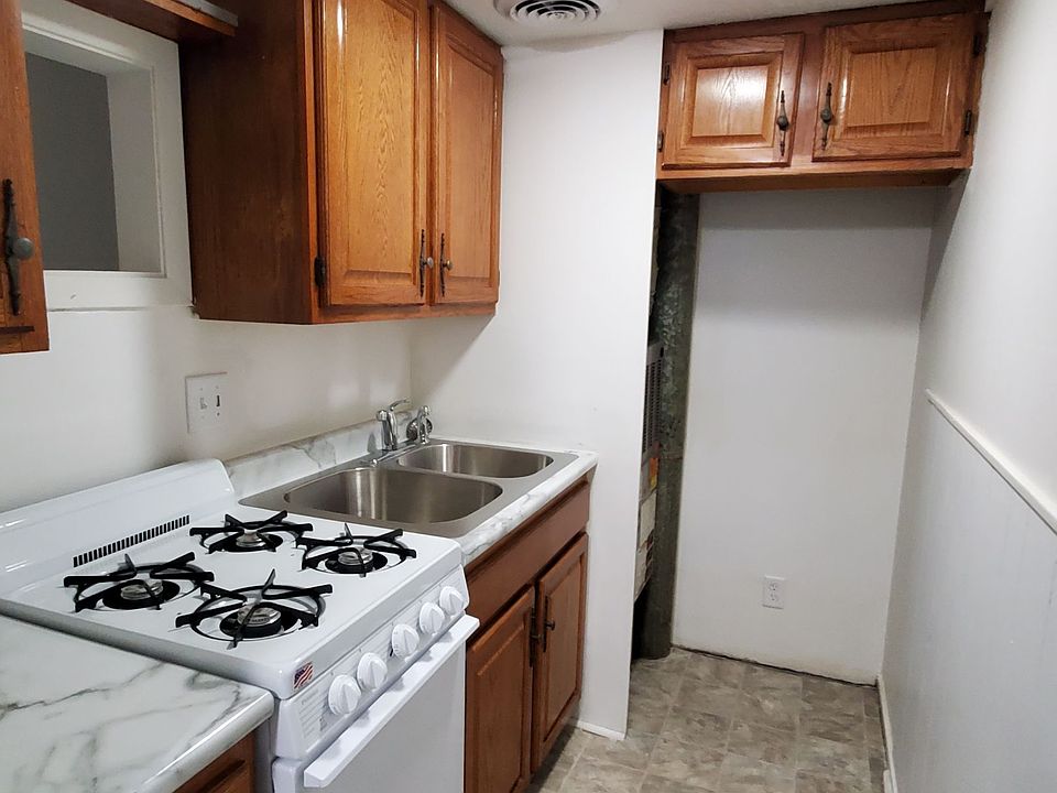 1st image of 1637 D St #M