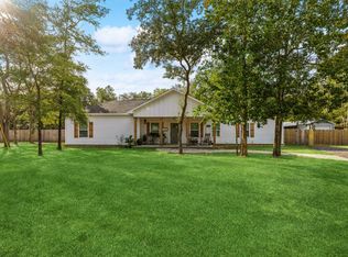 193 Michaelmas Cir, Defuniak Springs, FL 32433