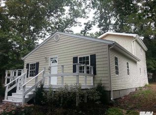 114 Riviera Dr, Mastic, NY 11950