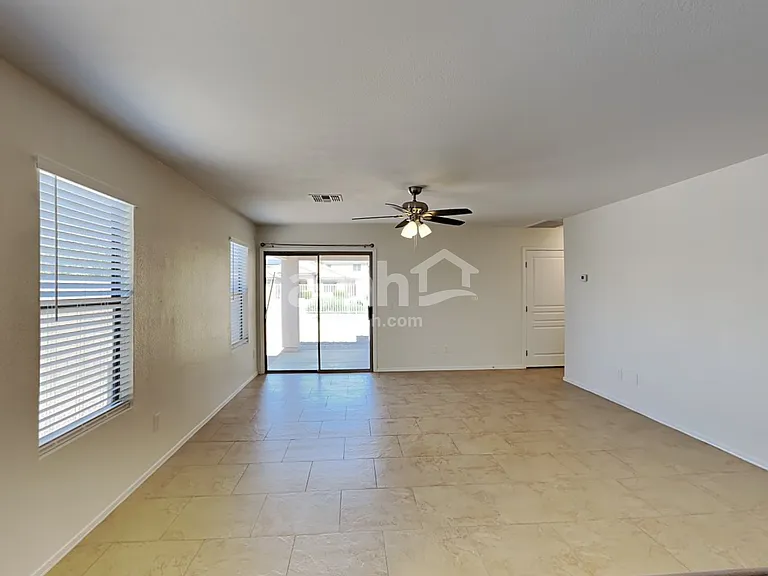 3017 S Mandy Cir — Photo 6