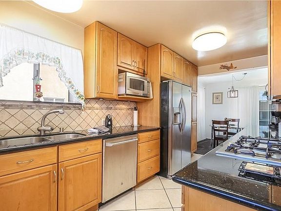 4th image of 3625 W 181st St Unit 1
