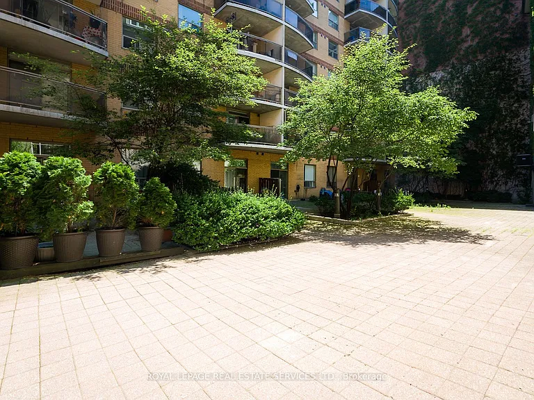 81A Front St E #210 — Photo 20