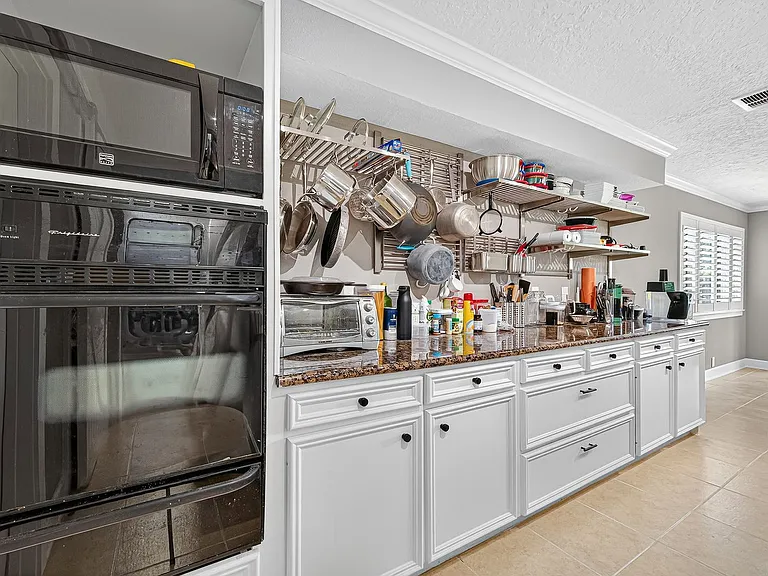 5815 Green Terrace Ln — Photo 16