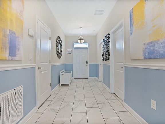 2nd image of 1613 Maidstone Ct