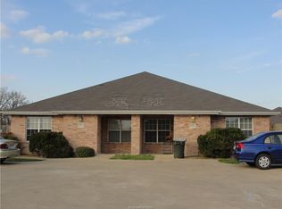 2303 Pronghorn Ln, College Station, TX 77845