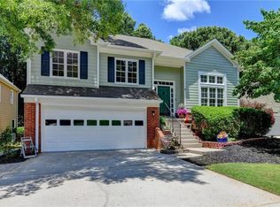 1590 Misty River Run, Roswell, GA 30076