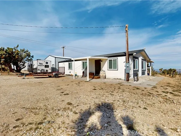 9322 Spruce Rd, Pinon Hills, CA 92372