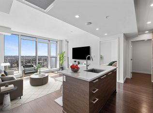 285 E 10th Ave #2209, Vancouver, BC V5T 0H6