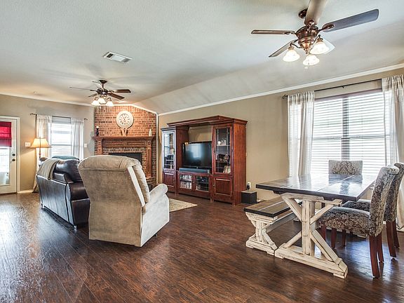 5th image of 2821 Marsha Ln
