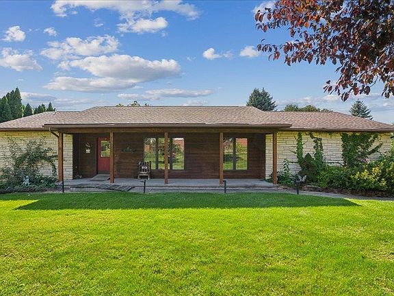 2nd image of 607 W View Dr