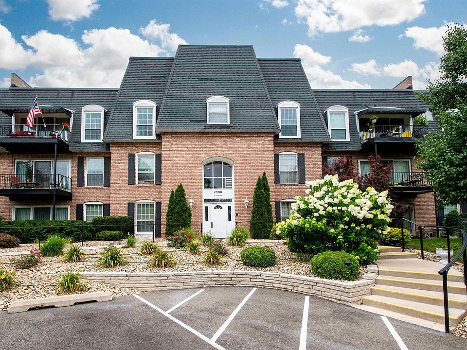 1st image of 4900 N Knoxville Ave APT 214A