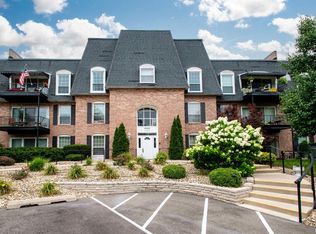 4900 N Knoxville Ave APT 214A, Peoria, IL