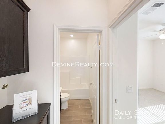 3rd image of 4095 Grand Fir Ln