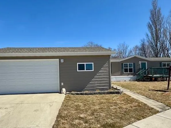 2500 Centennial Rd #618, Bismarck, ND 58503