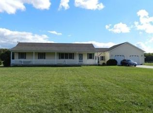 29549 Peavine St, Dowagiac, MI 49047