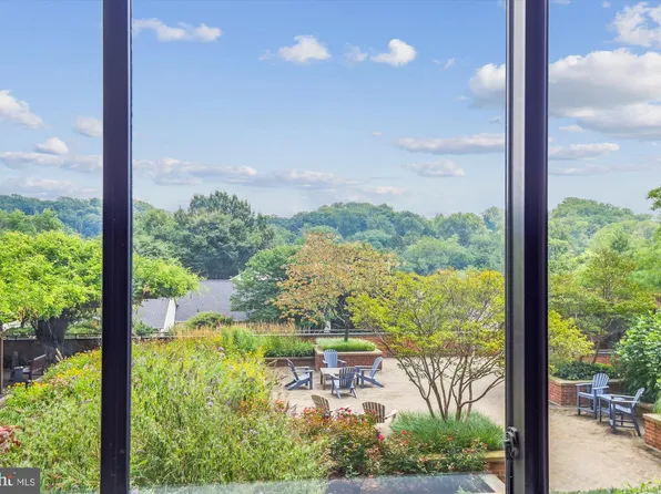 111 Hamlet Hill Rd Unit 203, Baltimore, MD 21210