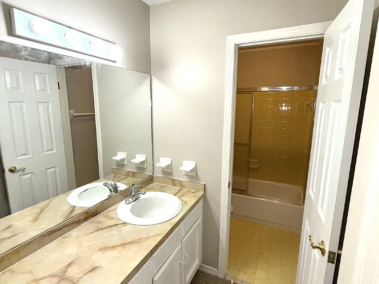 6605 Chimney Top Dr S — Photo 14
