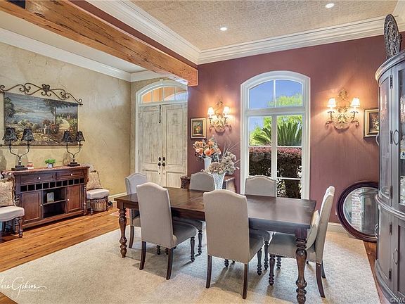 2nd image of 223 Evangeline Walk
