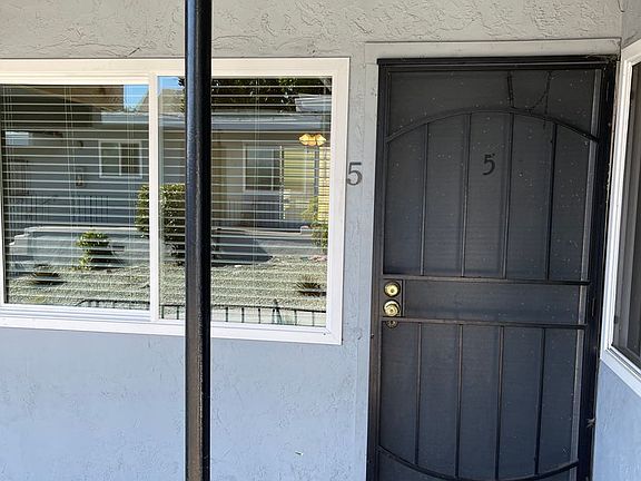 4th image of 9240-9244 Macarthur Blvd #5