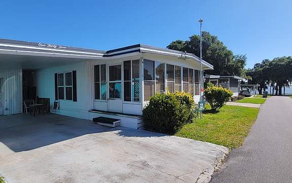 2nd image of 1208 Lee St #133